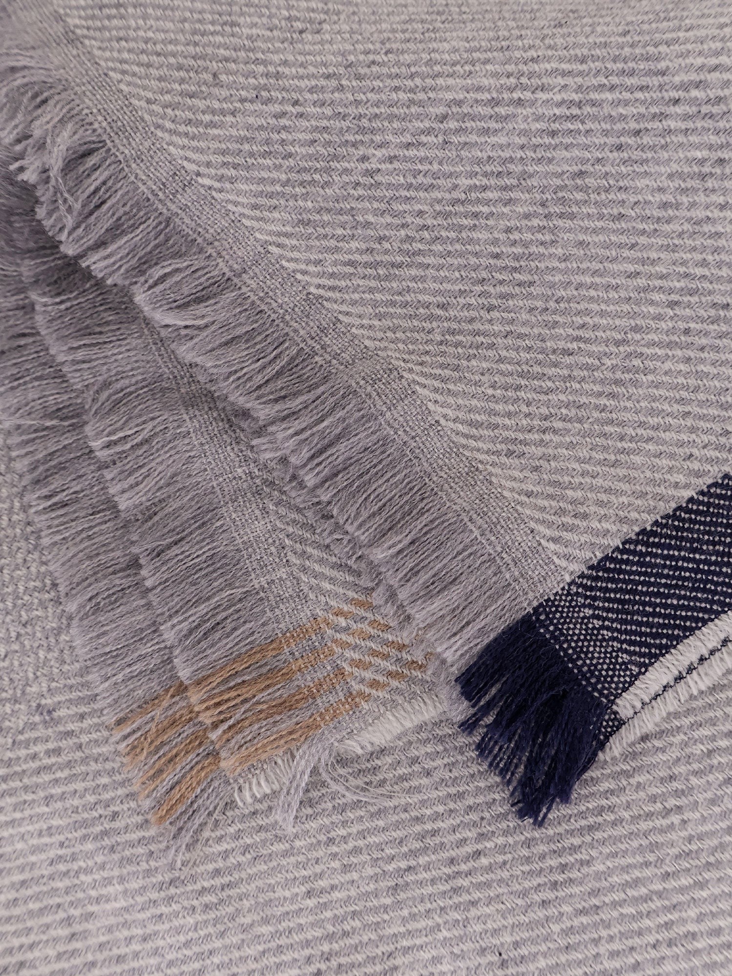 Wool and cashmere scarf