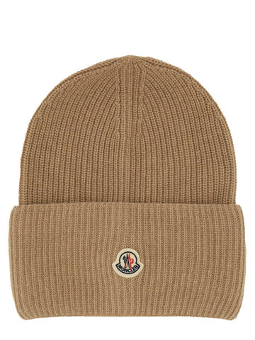 WOOL CAP WITH LOGO