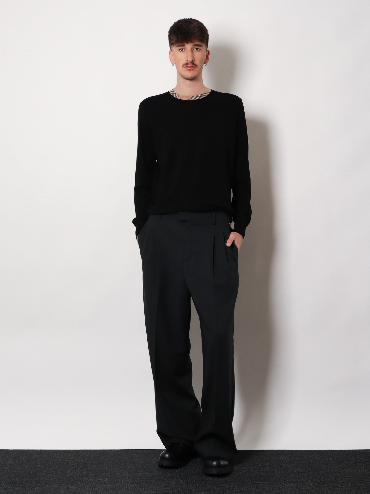 Wool sweater with Check profiles