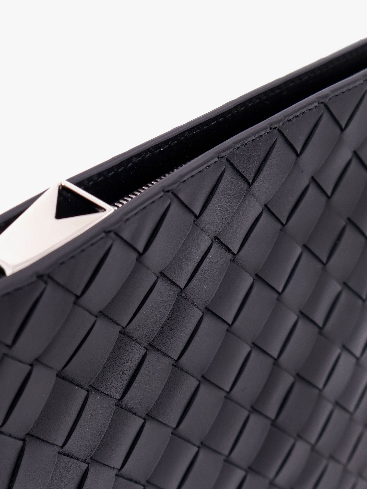 Woven leather pochette
