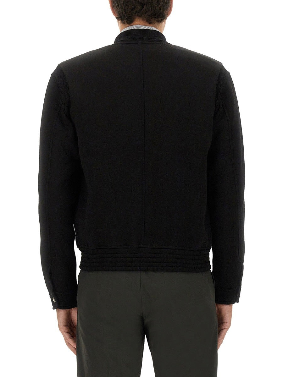 ZIP SWEATSHIRT.