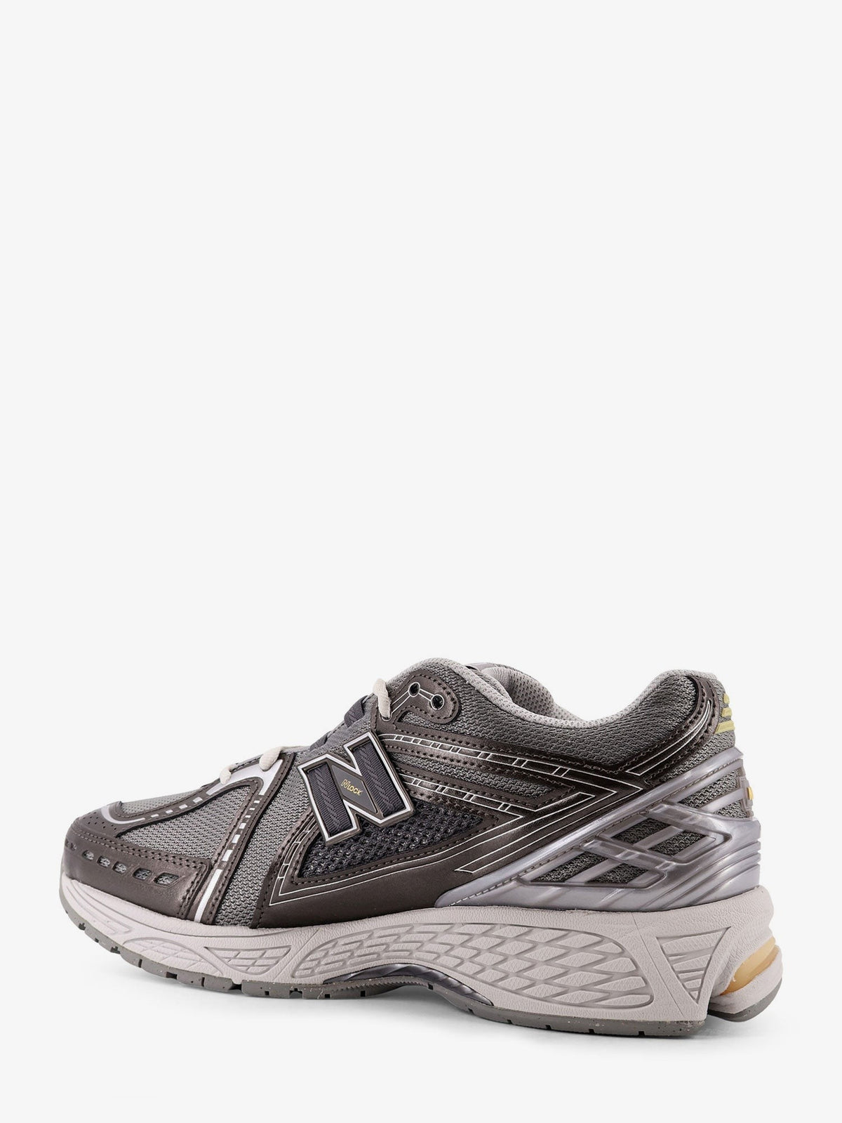 New Balance - 19064 mesh sneakers with logo on the side 19064-mesh-sneakers-with-logo-on-the-side_714d5b4b-8455-493f-a981-6f59f0e88069