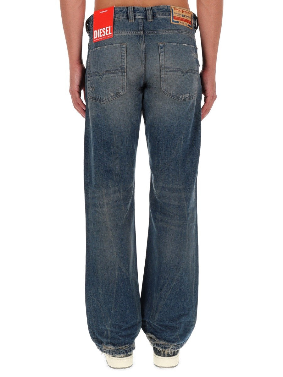 "1980 D-EEPER" JEANS