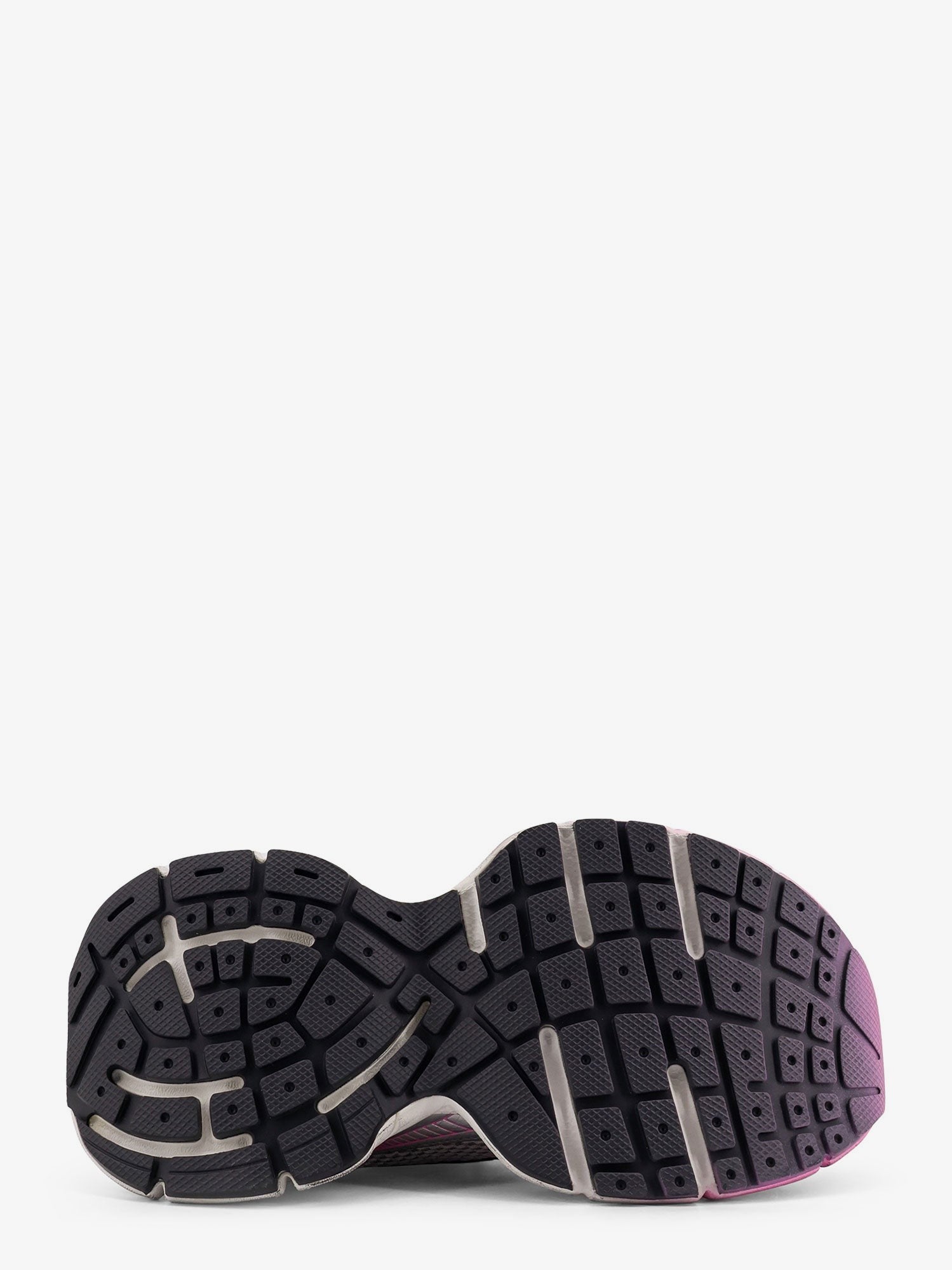 3XL low-top mesh sneakers