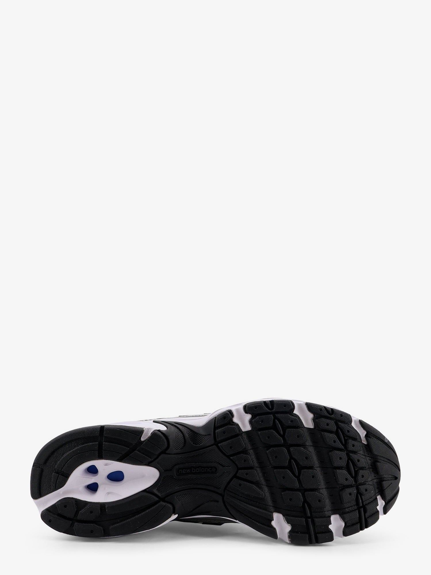 New Balance - 740 mesh sneakers with iconic contrasting side logo Unisex 740-mesh-sneakers-with-iconic-contrasting-side-logo_ff566d0b-751d-4b4e-bbfa-8b252e1c9f4c