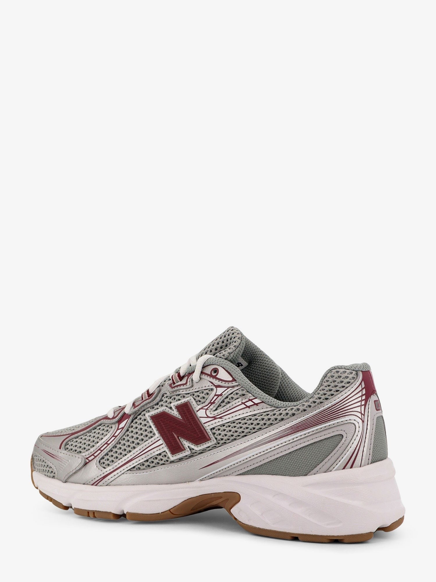 740 mesh sneakers with leather inserts