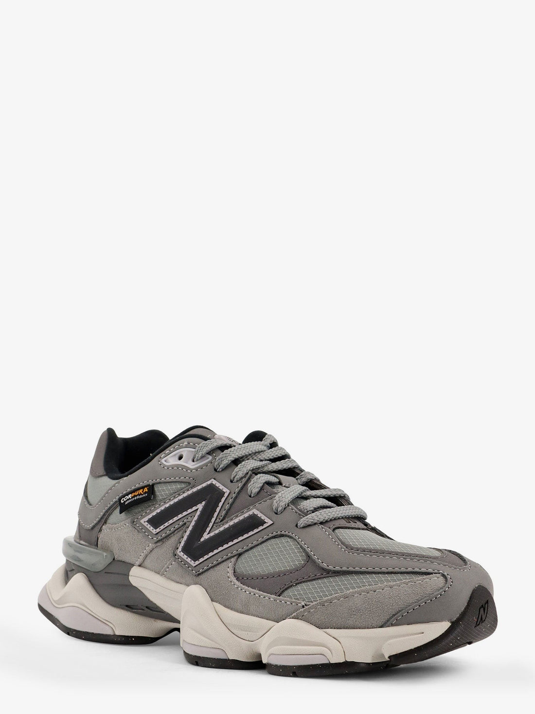 New Balance - 9060 low-top mesh sneakers 9060-low-top-mesh-sneakers_0ffaa07b-b06c-4ef3-947e-8278b19929fe