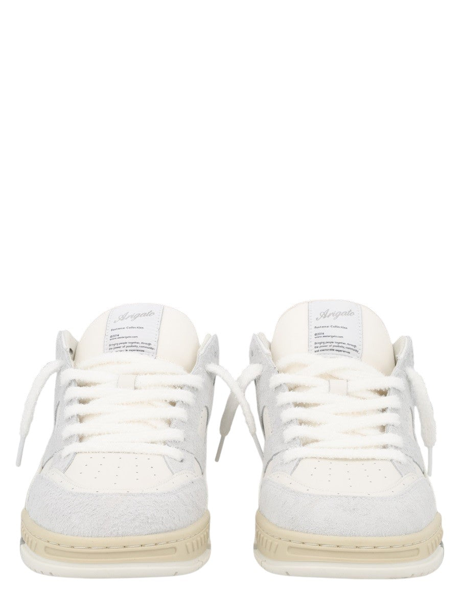 AXEL ARIGATO - SNEAKER FLUFFY "AREA LO" Front-view-of-Axel-Arigato-Area-Lo-Fluffy-sneakers-featuring-fluffy-white-laces-suede-overlays-and-tongue-logo-patch