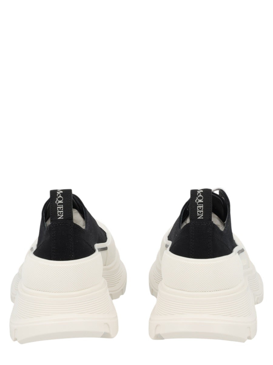 Alexander Mcqueen - SNEAKER "TREAD SLICK" alexander-mcqueen-tread-slick-lace-up-sneakers-black-white-back-jpg