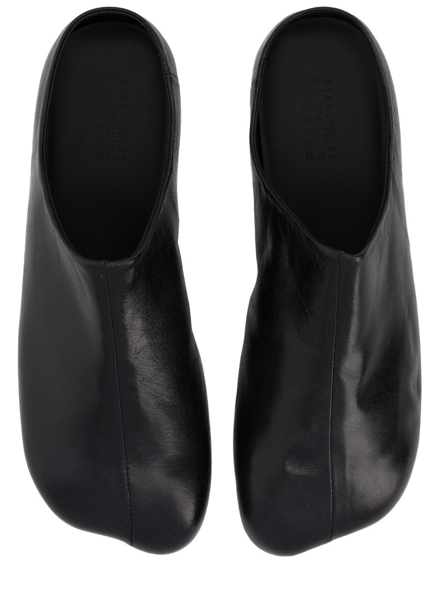 MM6 MAISON MARGIELA - ANATOMICAL LEATHER SABOT anatomical-leather-sabot_73dd1792-8816-44dc-b8a7-c837975b7b61
