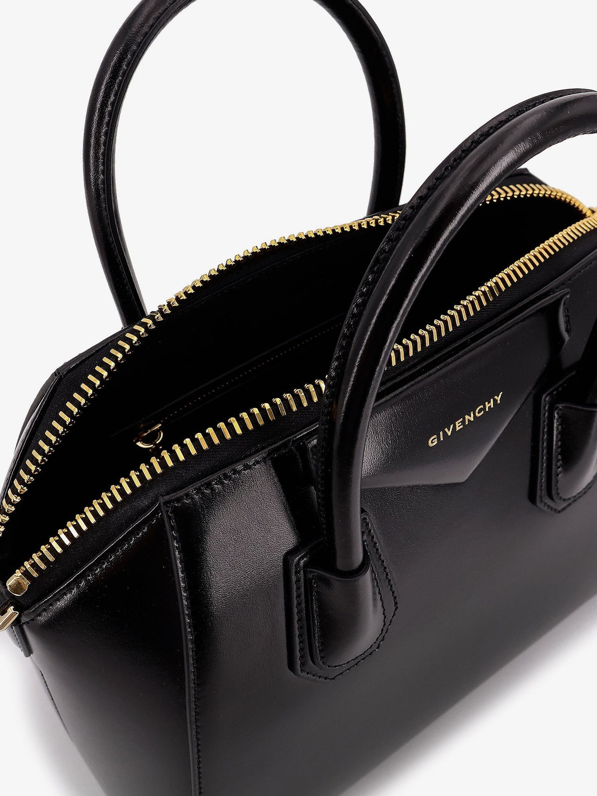Givenchy - Antigona Small leather crossbody bag