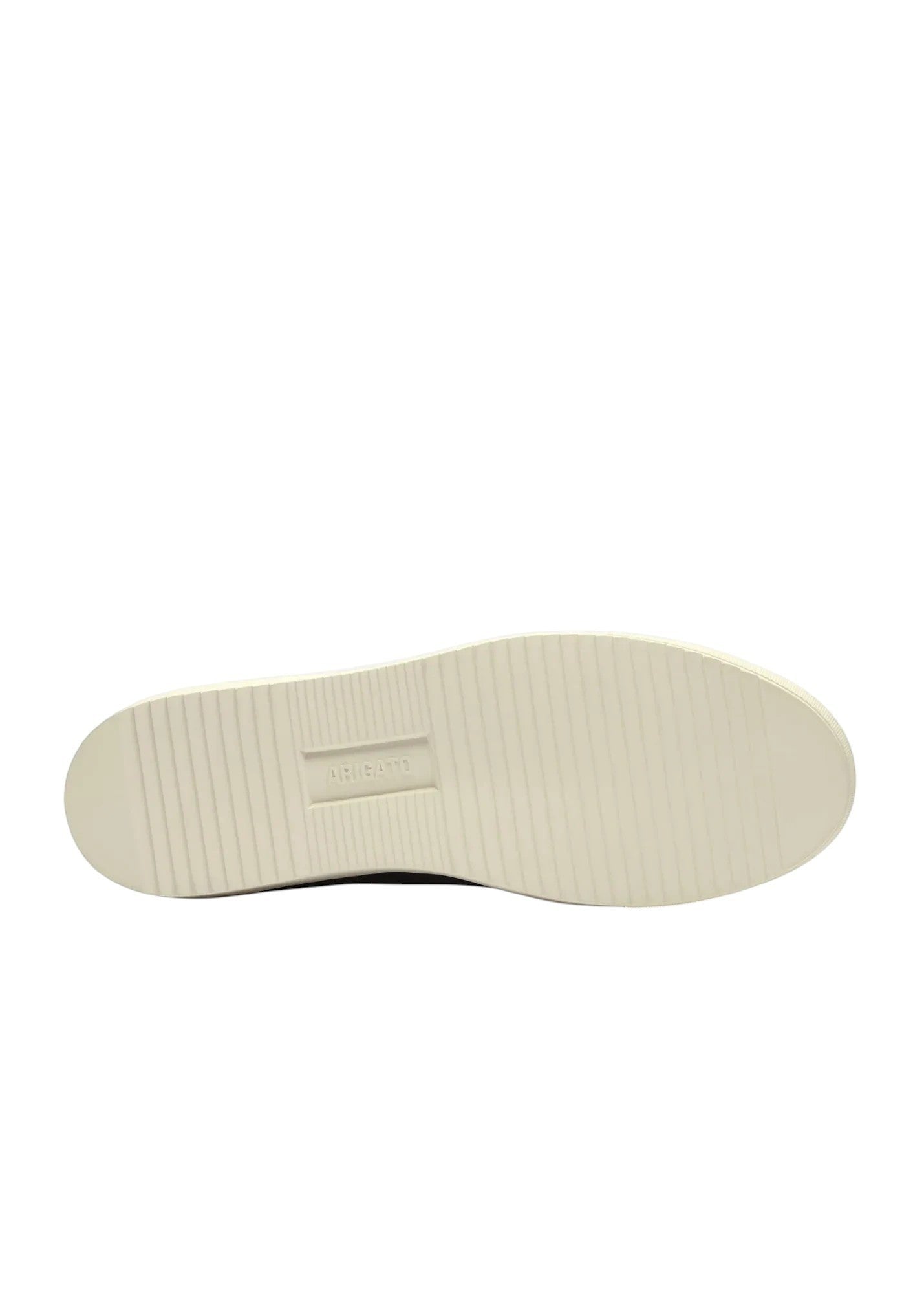 Axel Arigato Clean 90 suede sneakers, 100% leather, made in Portugal. View of the sole.