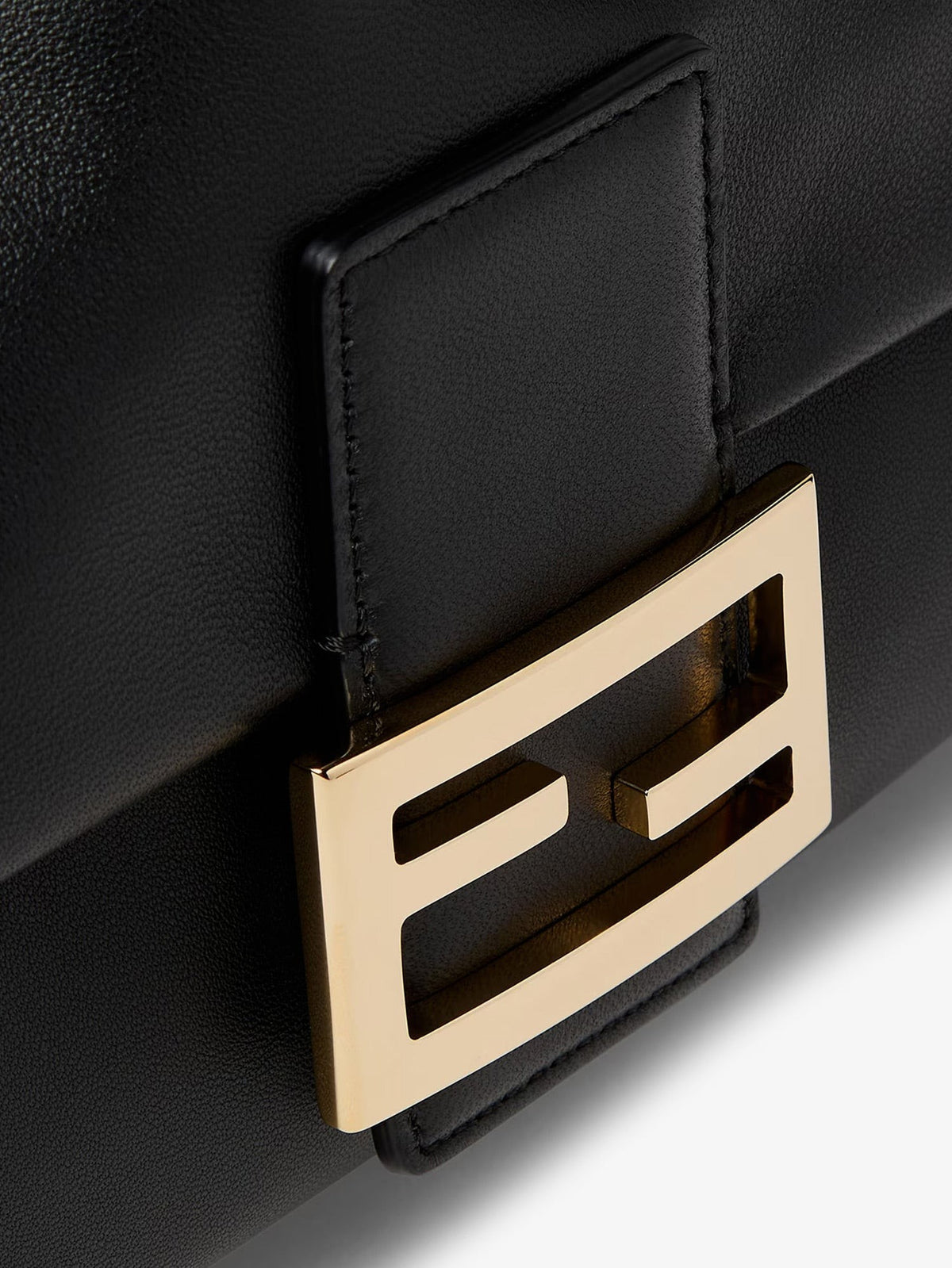Fendi - Baguette Soft Medium leather shoulder bag