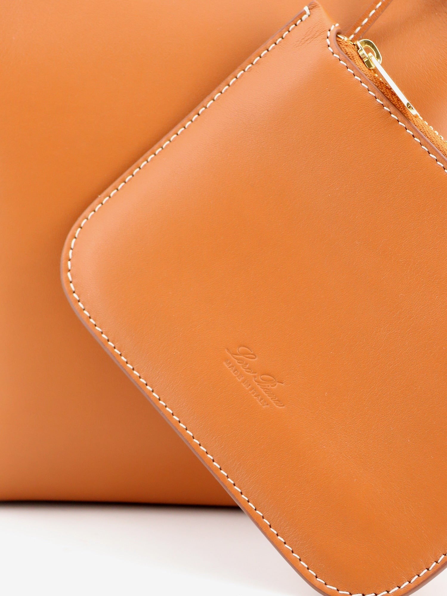LORO PIANA - Bale Small Leather Handbag bale-small-leather-handbag_0355ae3b-24b4-4ee2-9fde-824cf35f5fc5