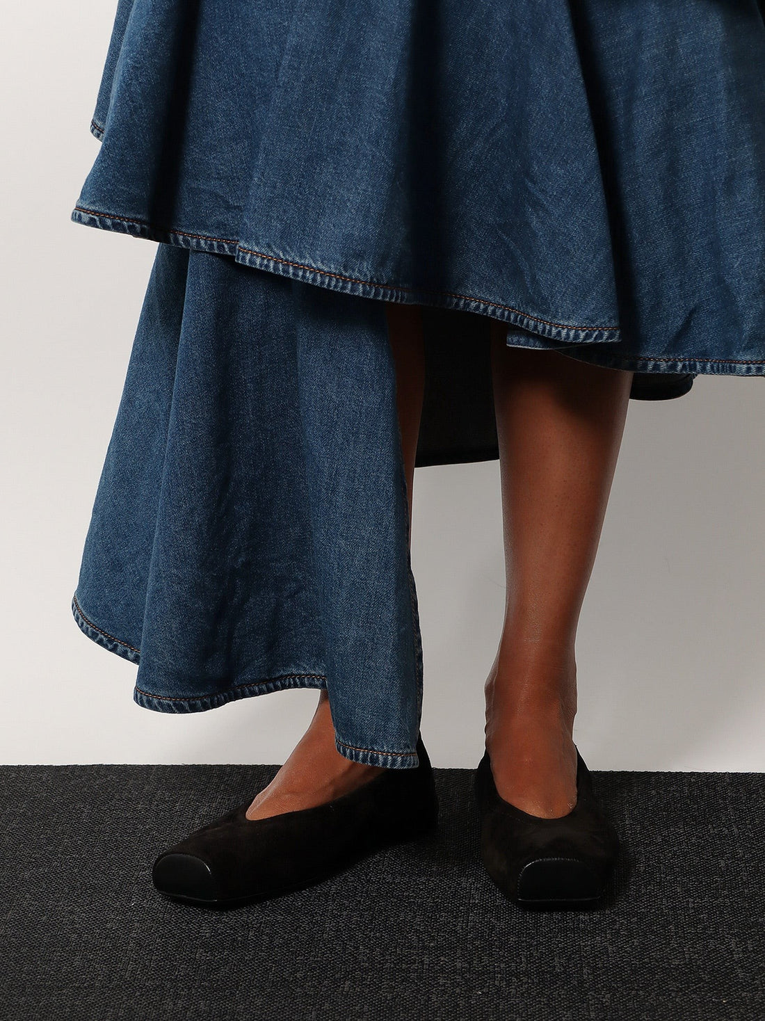 ALAIA - Ballet Flats suede ballerinas ballet-flats-suede-ballerinas_846445f4-f877-405e-9c02-73addc5144a8