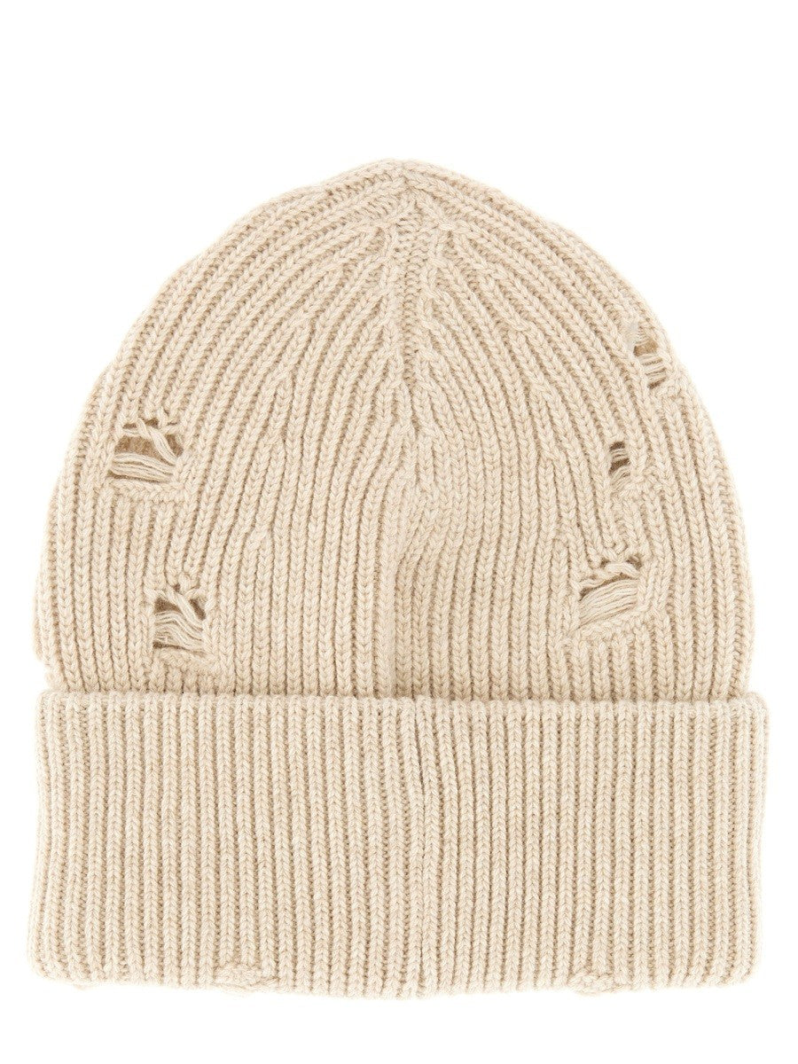 BEANIE HAT WITH LOGO