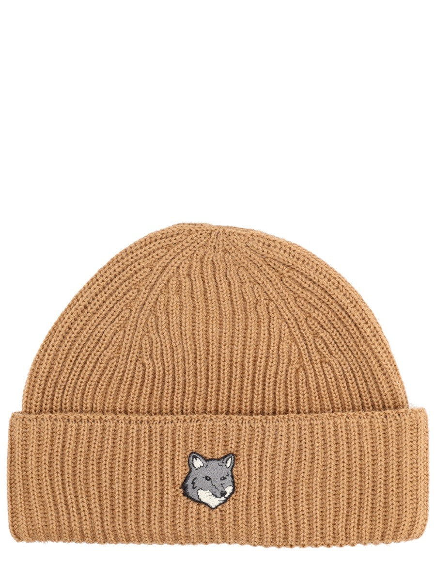 BEANIE WITH FOX PATCH beanie-with-fox-patch_1d664461-3532-4c5e-8014-0f81a2f7f068