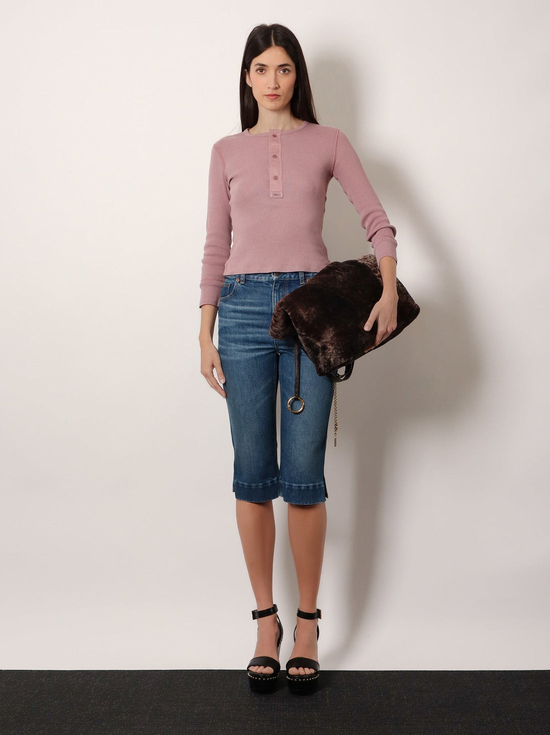 CHLOE' Blue denim Capri jeans