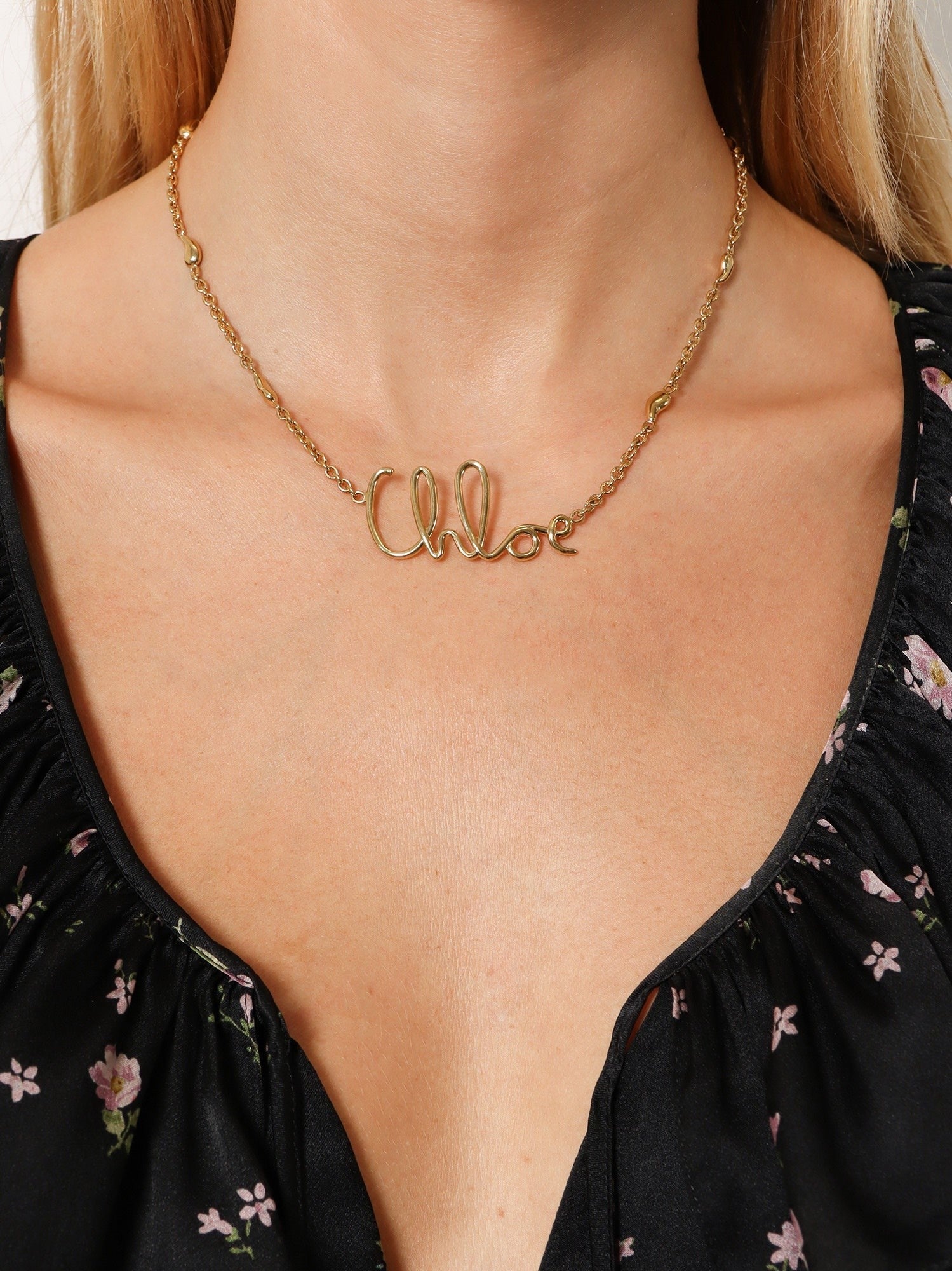 CHLOE' CHLOE' - Brass necklace with lettering logo