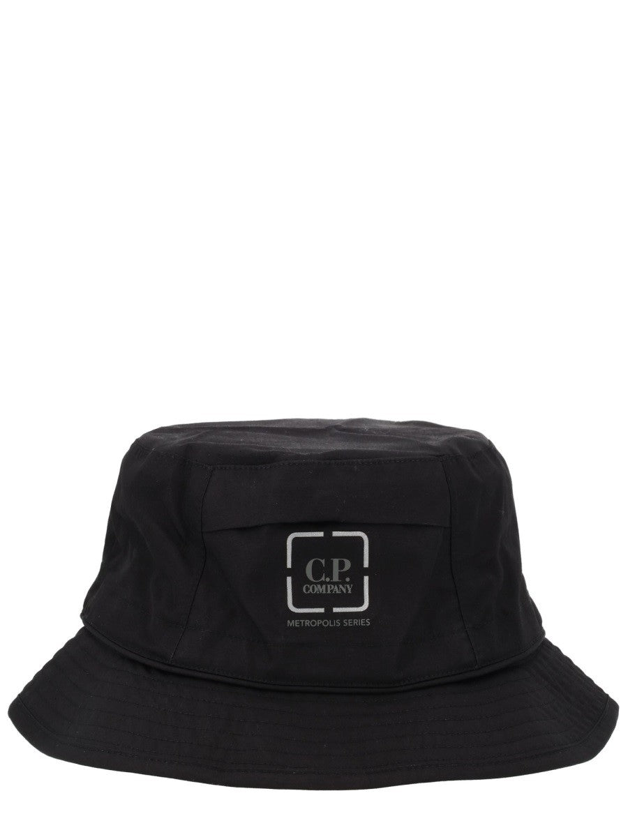 C.P. COMPANY - BUCKET HAT WITH LOGO bucket-hat-with-logo_64e56a27-d998-41bd-9b1f-a3f4844c8ade
