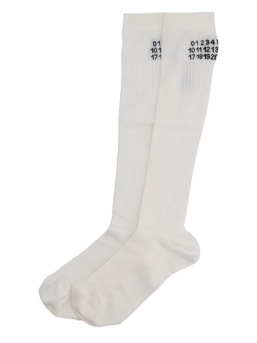 MM6 MAISON MARGIELA - CALZINI ALTI CON LOGO calzini-alti-con-logo_b7f01e7d-ce86-4b39-bf07-b4eb0b0b585c