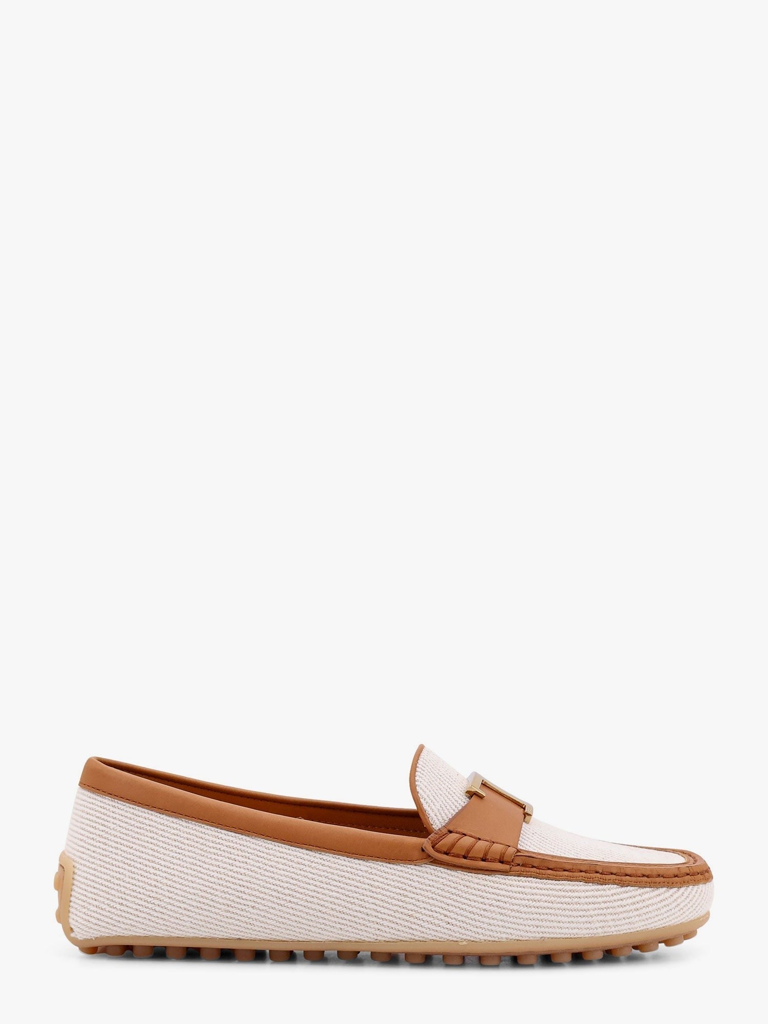 Canvas loafer with t timeless detail