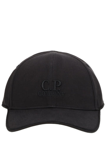 C.P. COMPANY CAPPELLO IN GABARDINE DI COTONE
