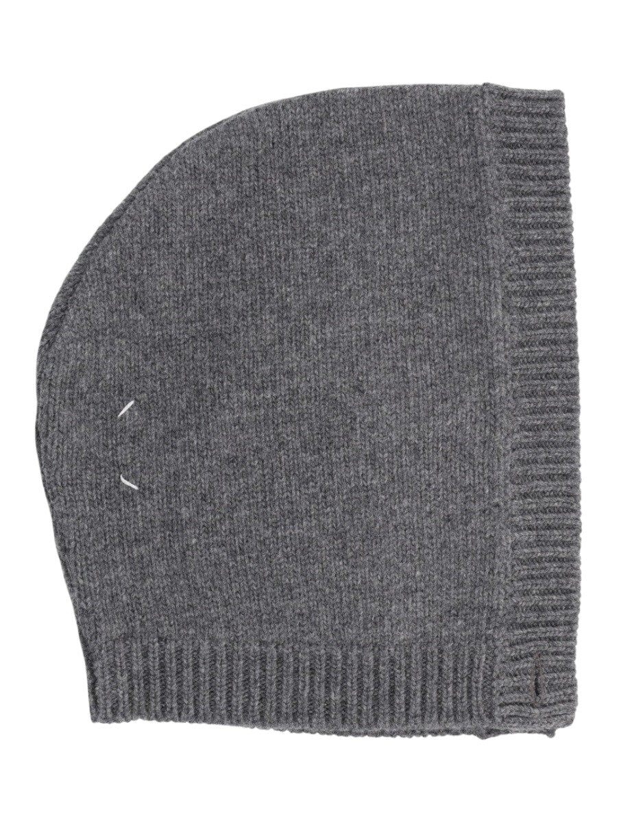 Maison Margiela - CAPPUCCIO IN LANA cappuccio-in-lana_43a9f289-473a-434a-8872-59709400262e