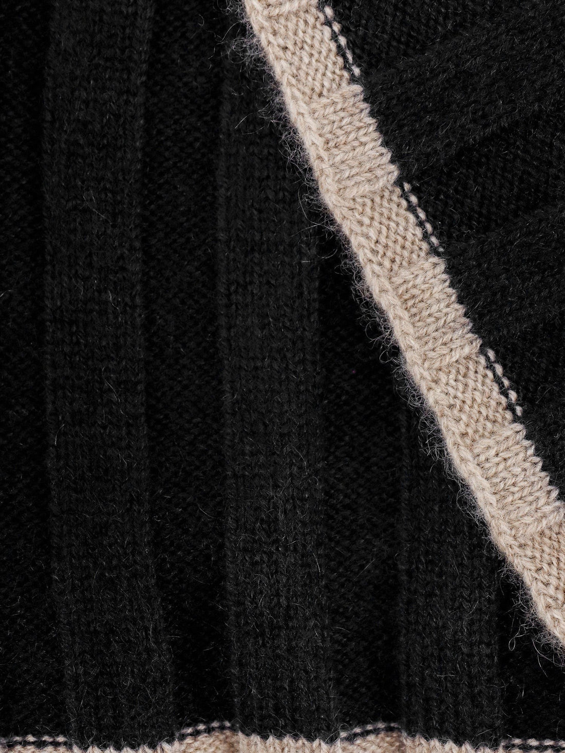 Brunello Cucinelli - Cashmere scarf cashmere-scarf_3cfd3247-7b8a-48ca-a7da-c06f9aff9be8