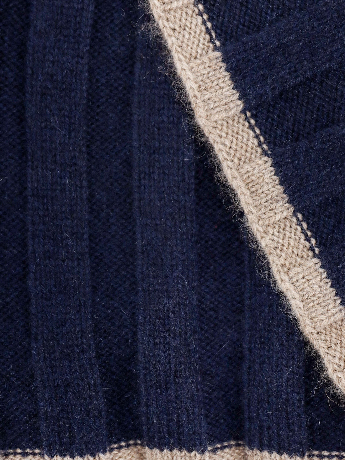 Brunello Cucinelli - Cashmere scarf cashmere-scarf_06eb828b-3169-43e9-bb60-0a21920bffae