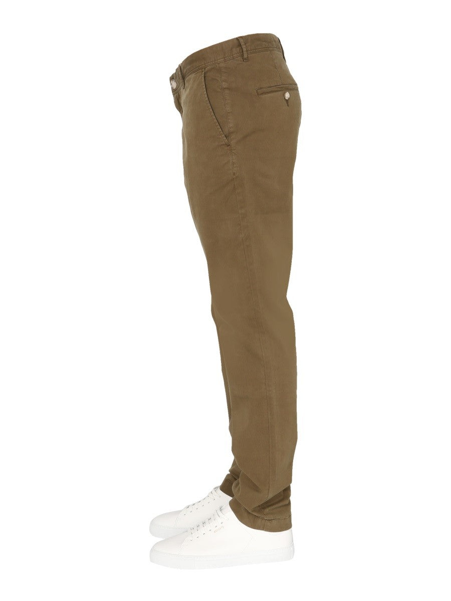 CLASSIC CHINO TROUSERS