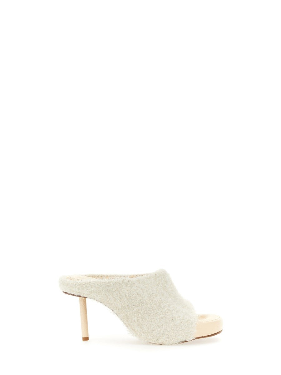 JACQUEMUS - CLOUD MULES cloud-mules_c97387d9-9b09-42bc-90cb-ef5e9368e882