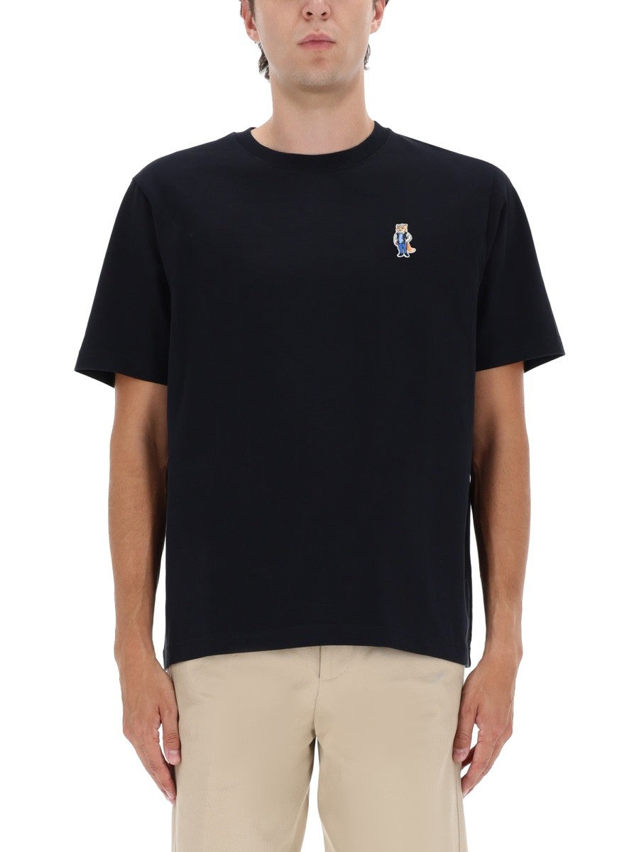 "COMFORT DRESSED FOX" T-SHIRT