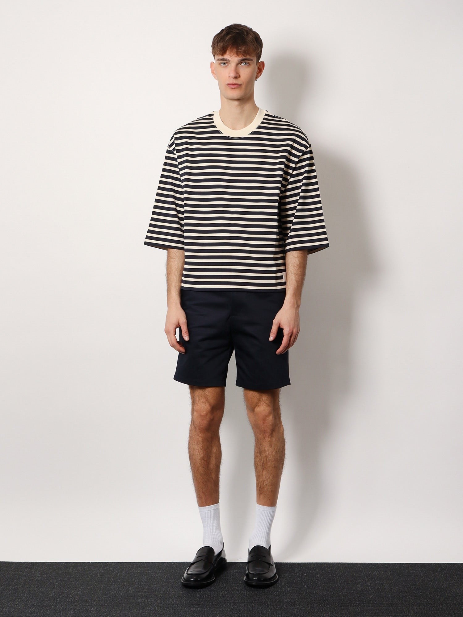 Cotton bermuda shorts with elastic detail