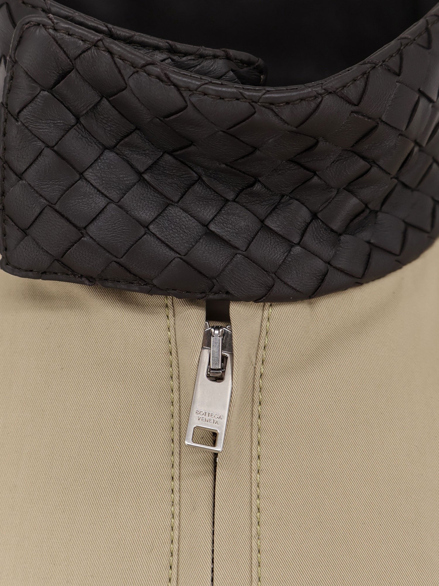 Bottega Veneta - Cotton jacket with Intrecciato detail cotton-jacket-with-intrecciato-detail_bba39ada-e563-4a11-aeda-817748c058ed