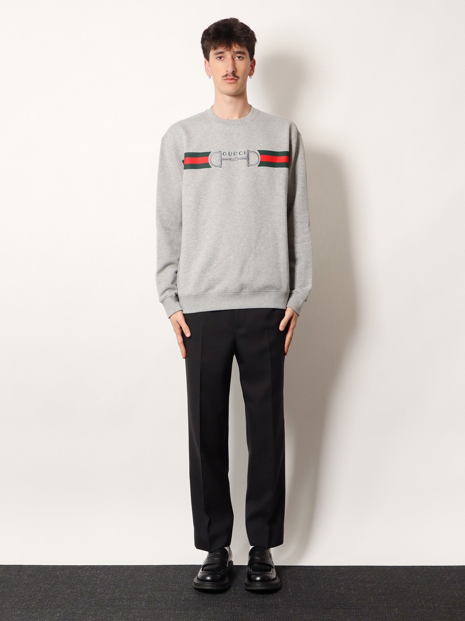 Cotton sweatshirt with print on the front