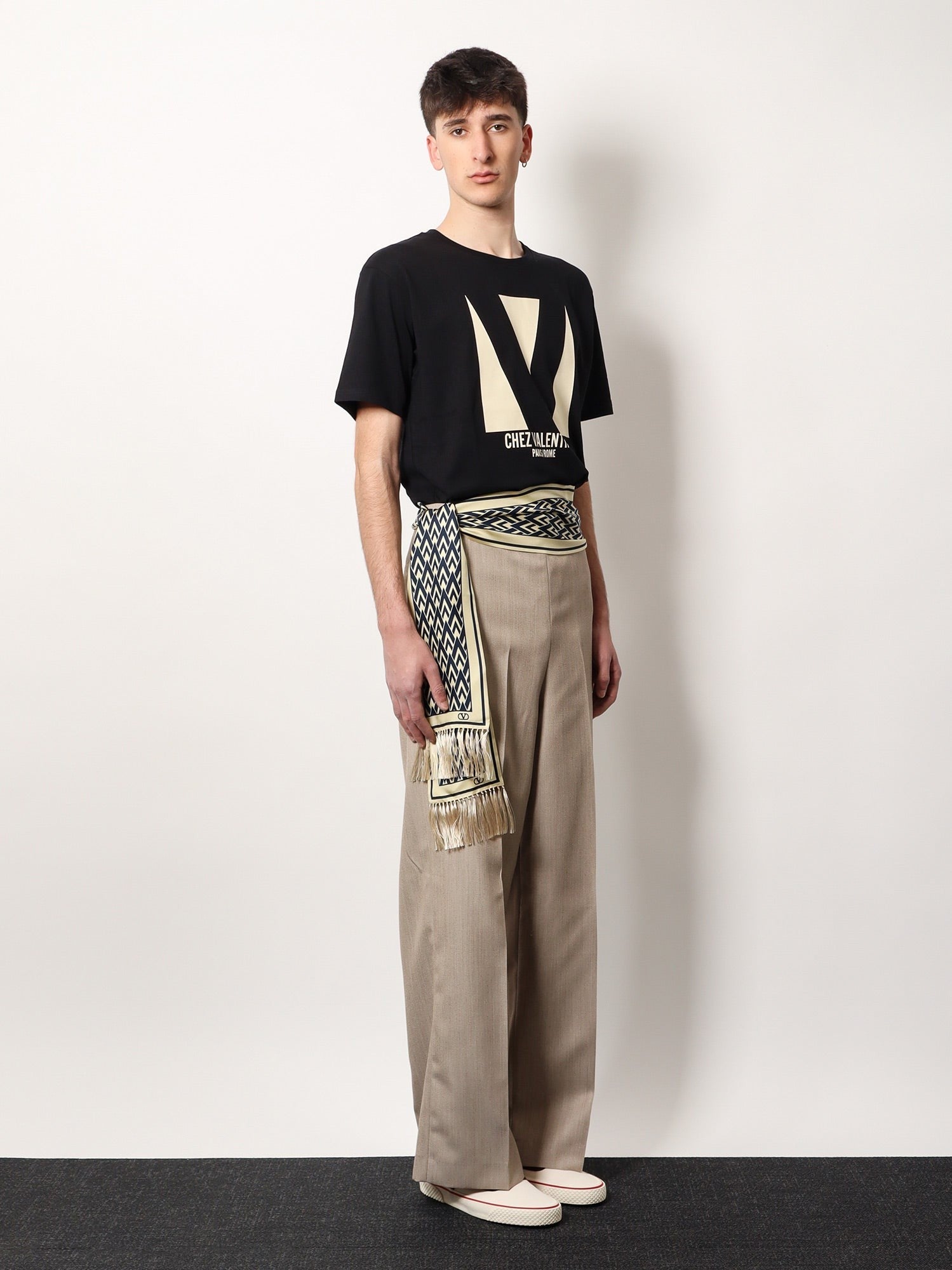 COTTON T-SHIRT WITH "CHEZ VALENTINO" PRINT