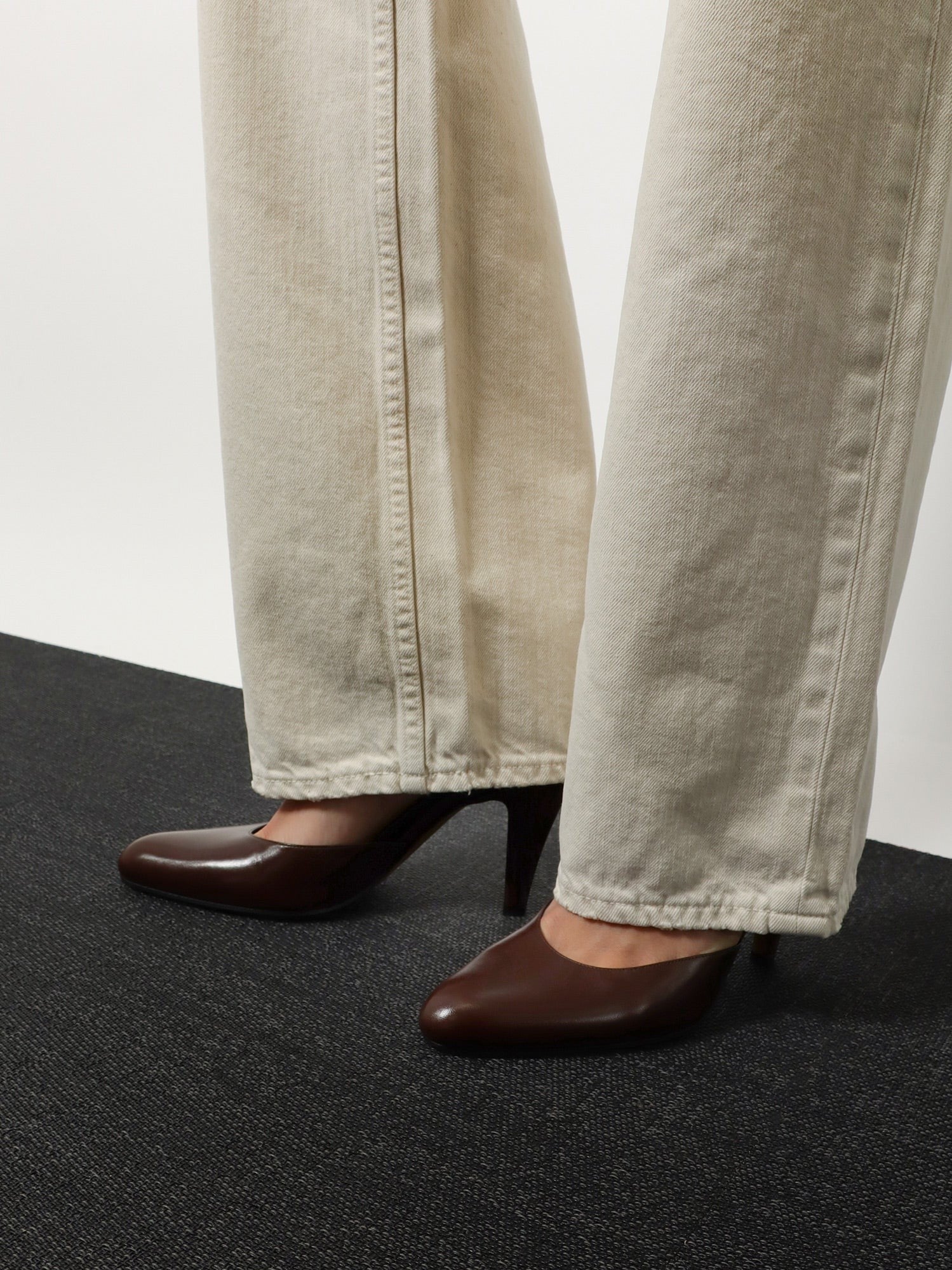 THE ROW - D'Orsay Ornella leather pumps