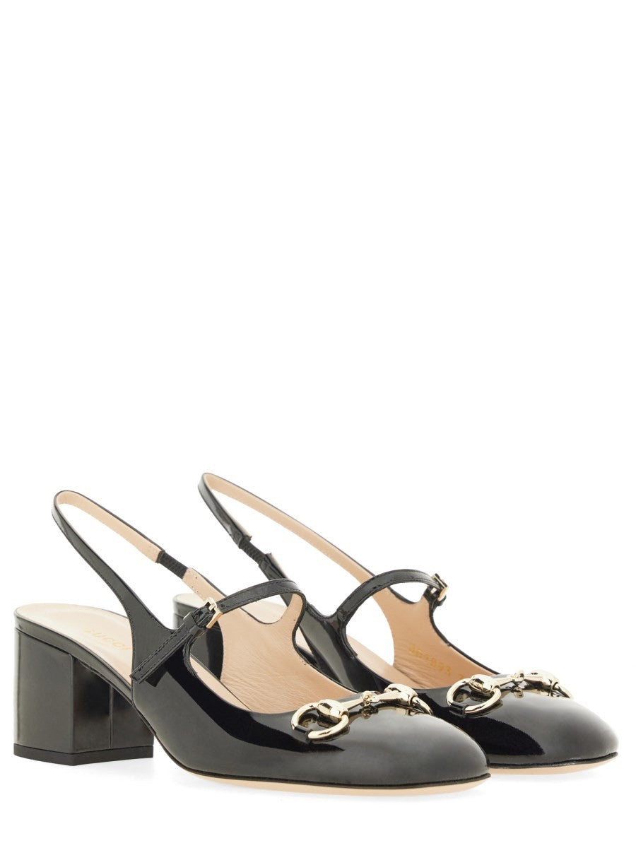 DÉCOLLETÉ WITH CLAMP