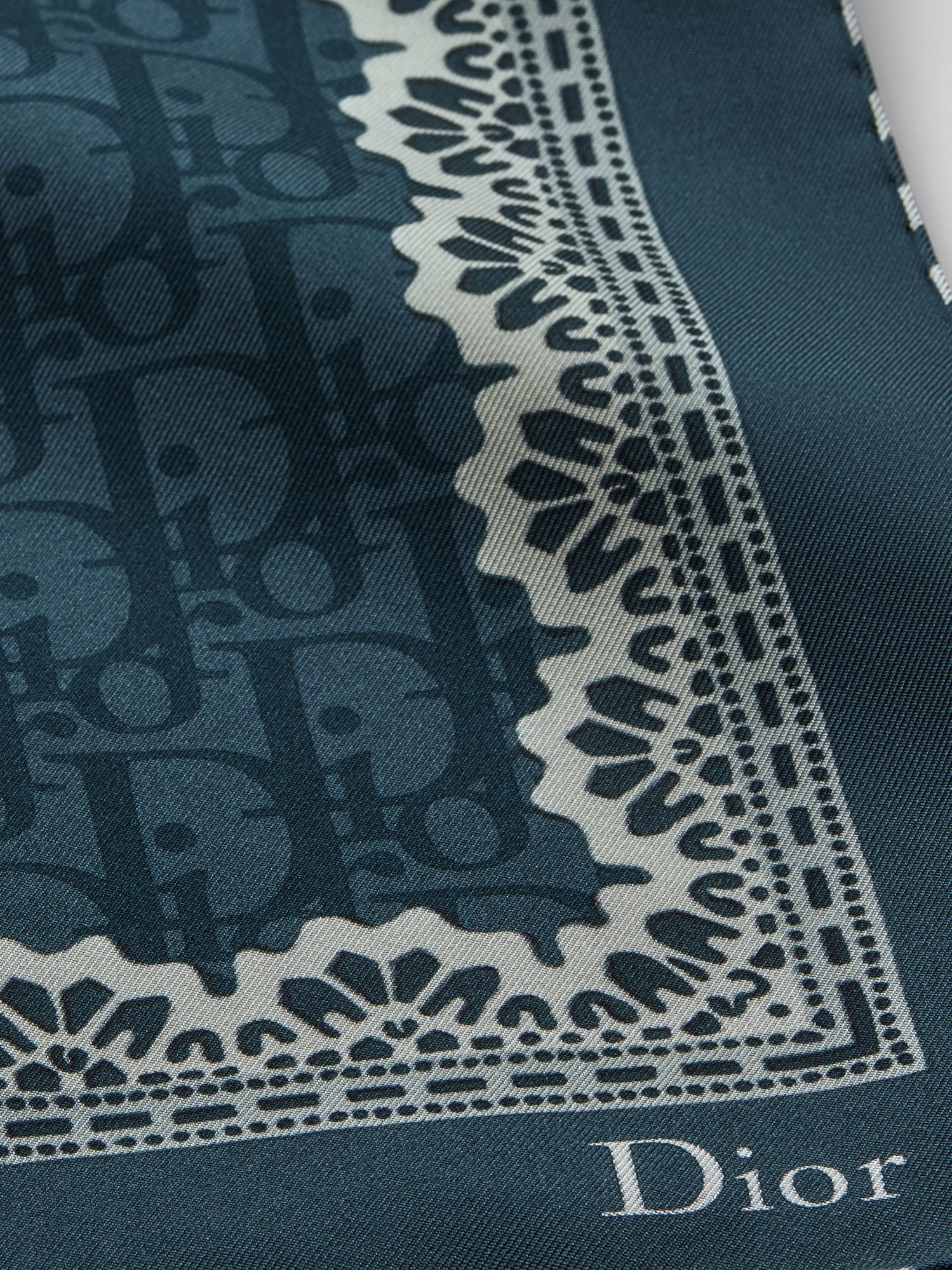 Dior - Dior Médaillon 70 squared silk foulard