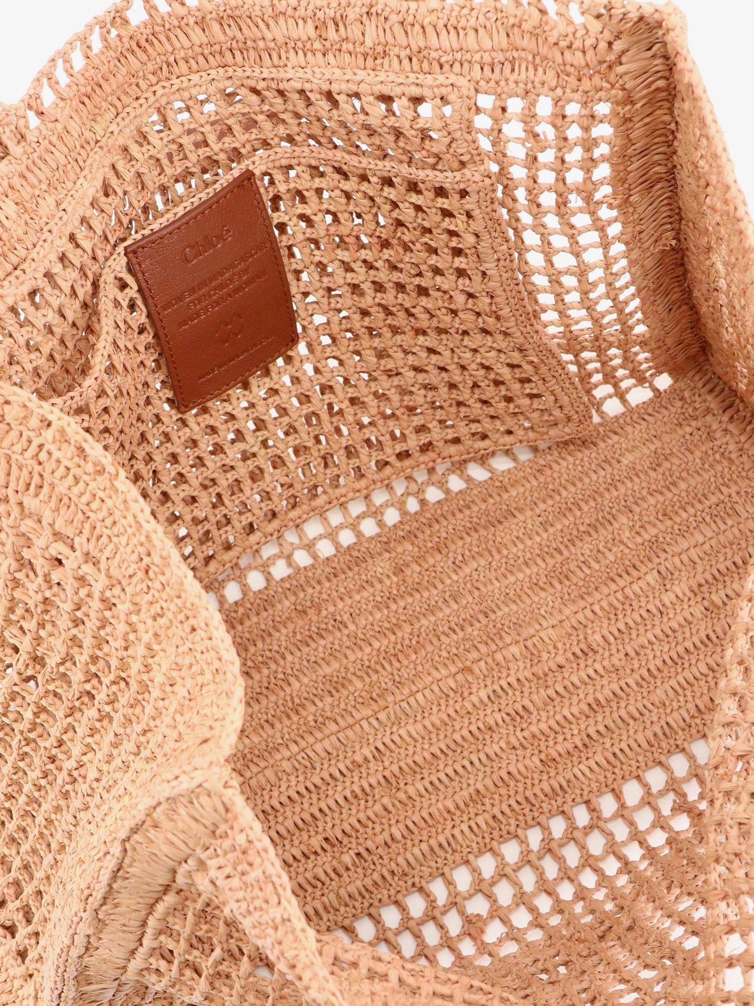CHLOÉ - 'East-West Summer Banana' shopping bag east-west-summer-banana-raffia-shoulder-bag_c170bc01-937c-4c2b-9426-31baf2c3d127
