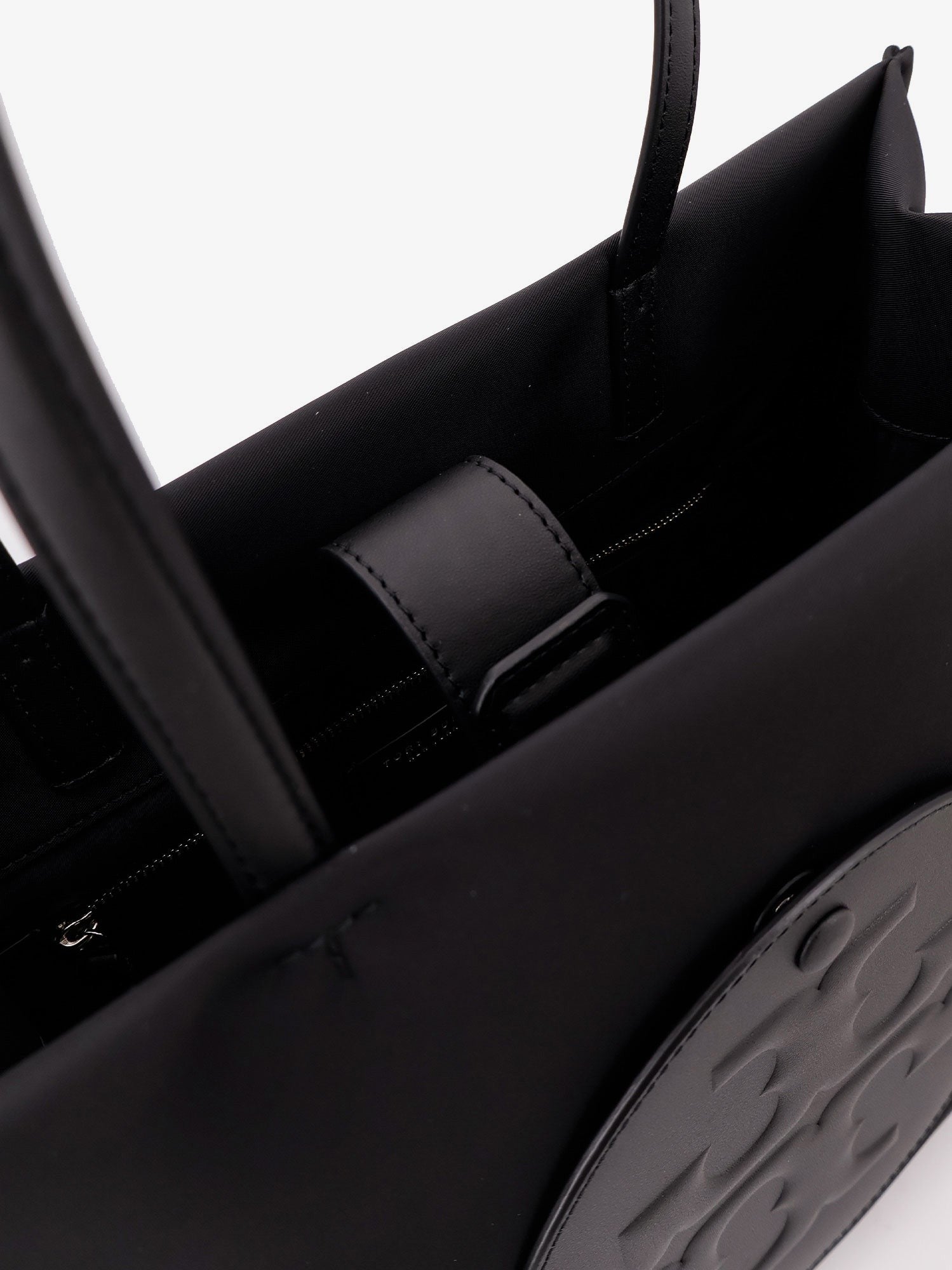 Ella nylon shoulder bag