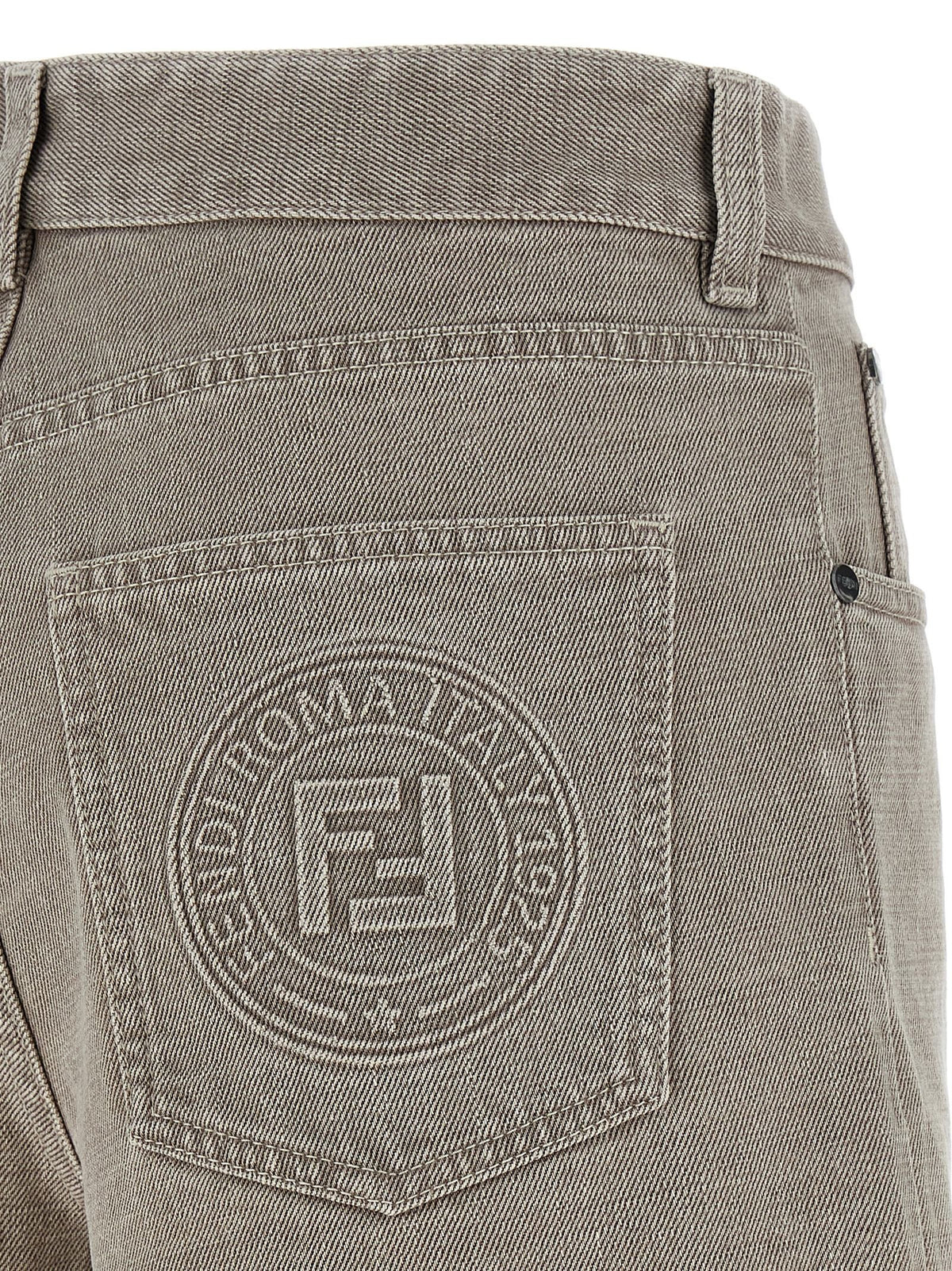 Fendi - 'Fendi Stamp 1925' shorts fendi-stamp-1925-shorts_8ec74797-84b5-48e6-95bb-c615f682e807