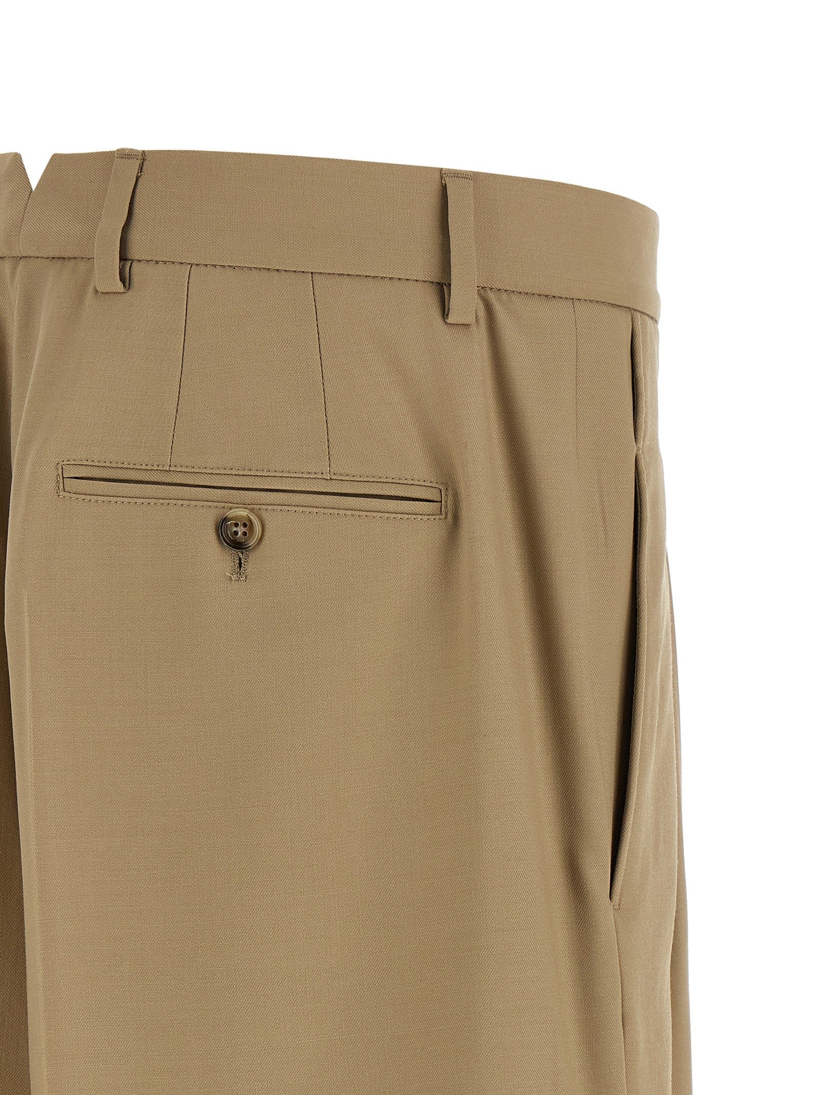 AMI PARIS - Fresh wool bermuda shorts fresh-wool-bermuda-shorts_8128fbe1-17be-4103-8942-2443c35057eb