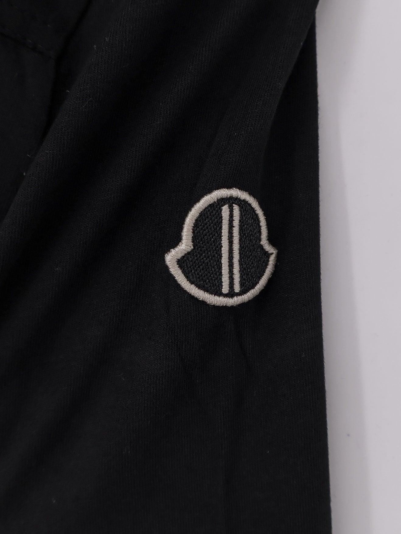 RICK OWENS - Moncler + Rick Owens capsule 'Girder' T-shirt girder-cotton-t-shirt_f0c7a062-2f1c-477a-bb67-7e94aebebc70