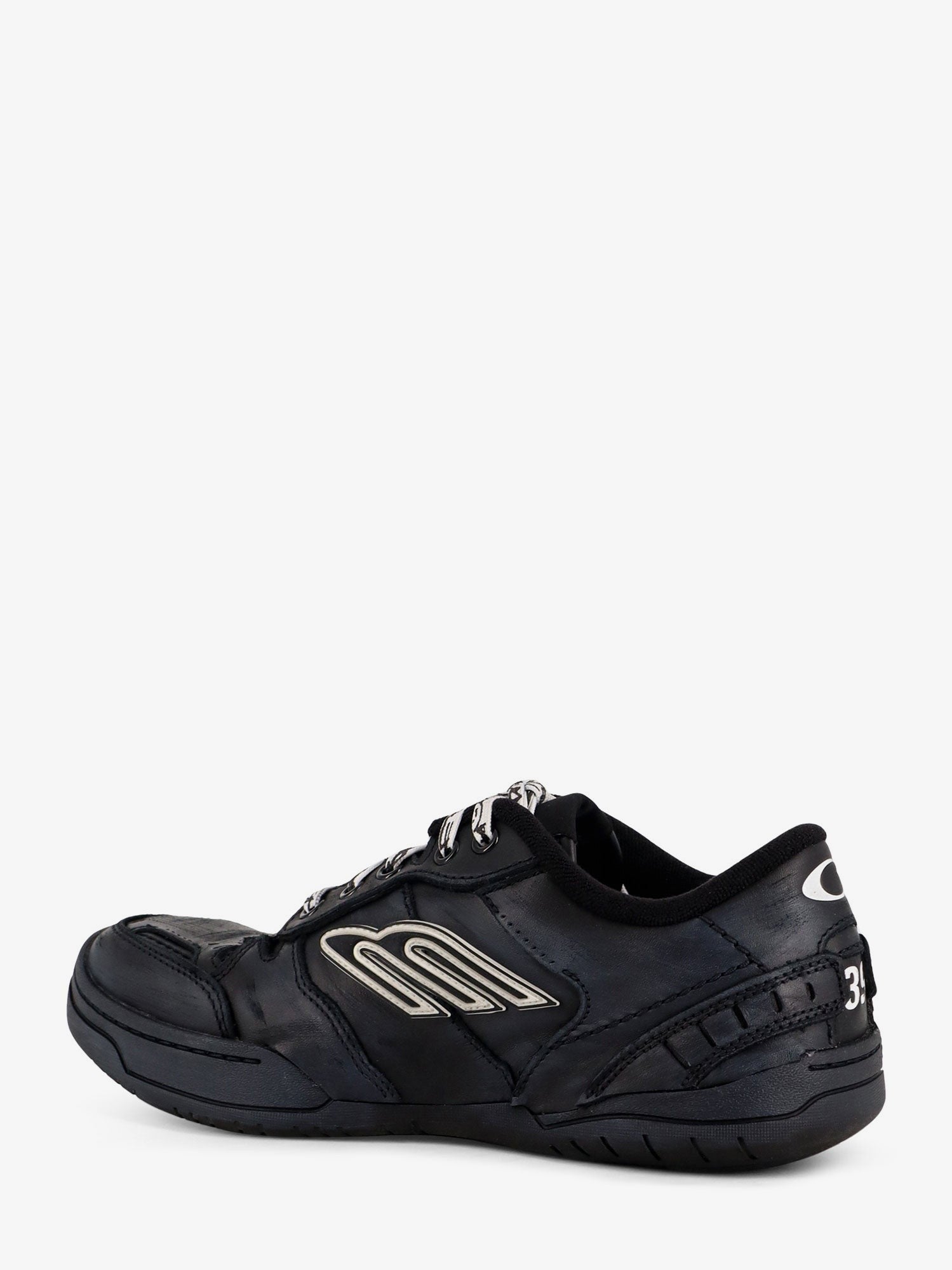 Balenciaga Balenciaga - Hamptons Worn-Out low-top leather sneakers