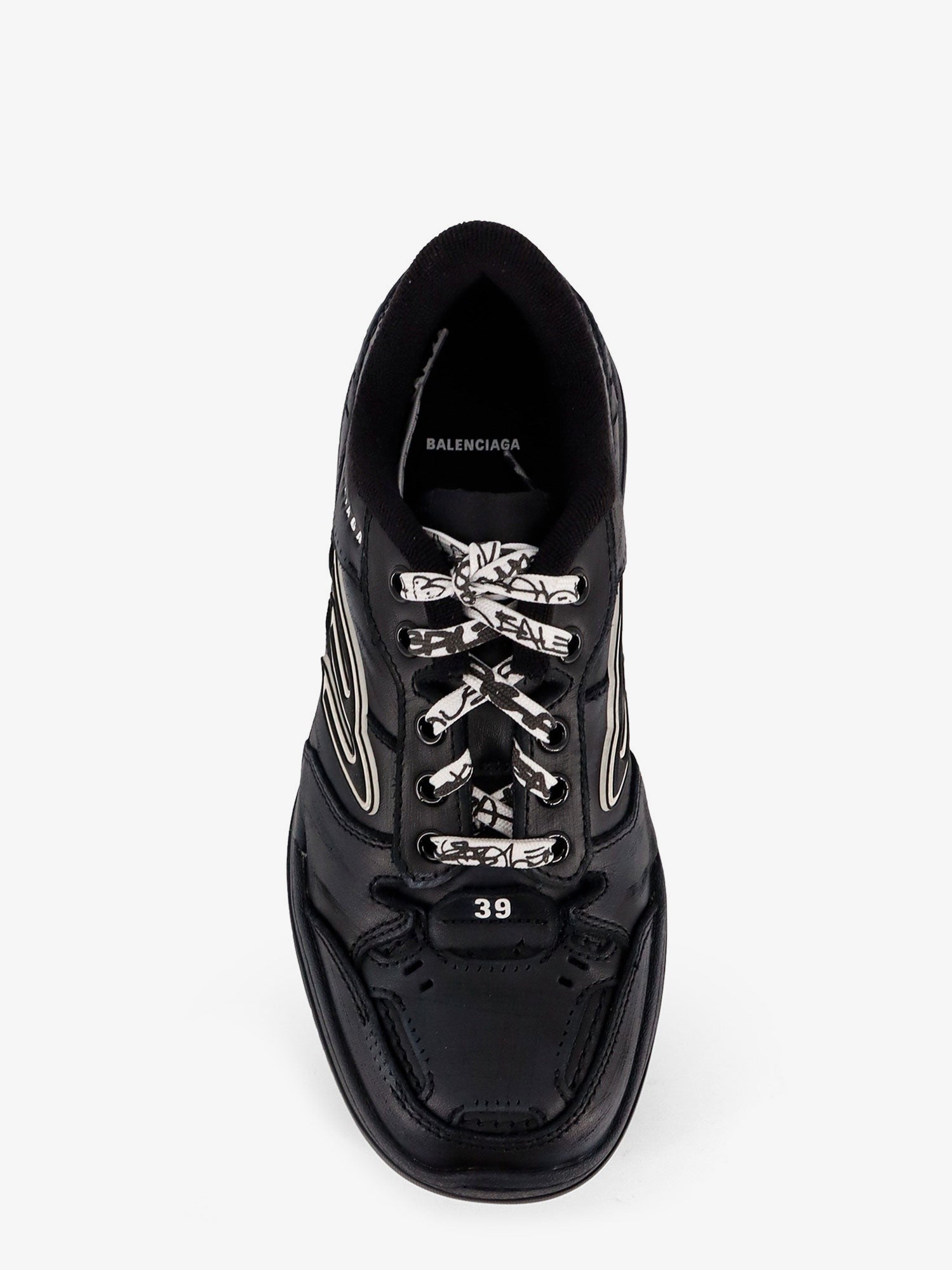 Balenciaga Balenciaga - Hamptons Worn-Out low-top leather sneakers