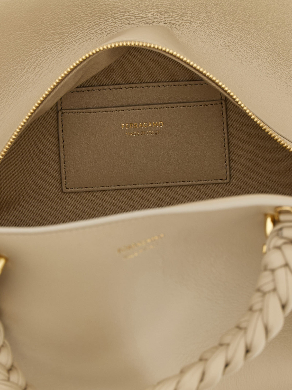 Ferragamo - Handbag (M)