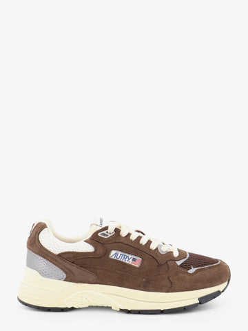 Autry - Hyperway Low mesh and suede snrakers with iconic side logo