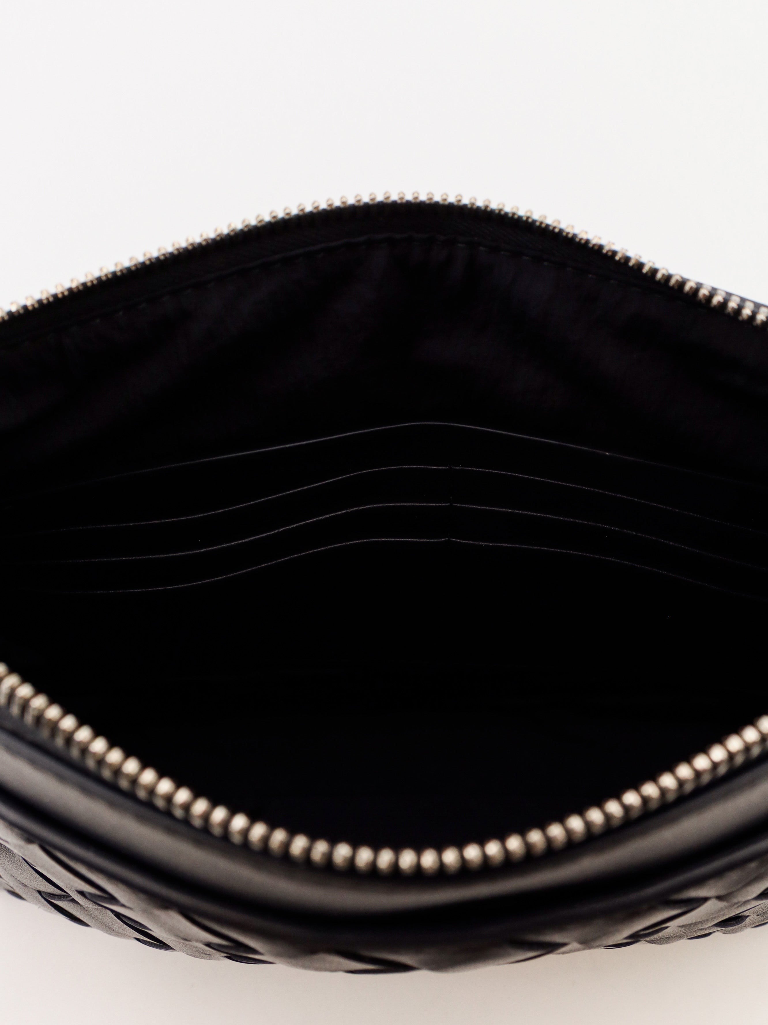 Intrecciato prism leather Pochette